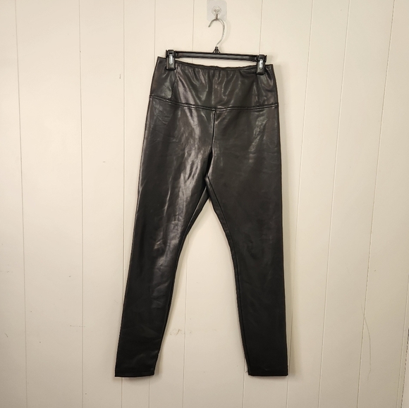 RW&CO High Waisted Rise Black Faux Leather Leggings Tights Pants Stretchy Career - Picture 4 of 12